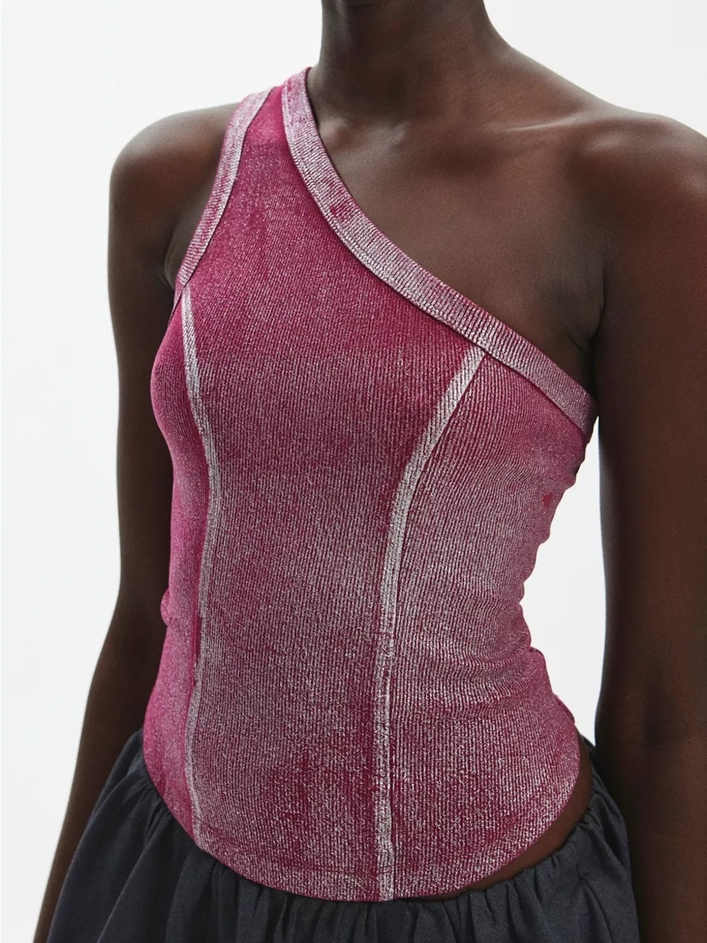 URBAN OUTFITTERS Silence & Noise Kesha Foil Ribbed Knit One Shoulder Top - Picture 3 of 7